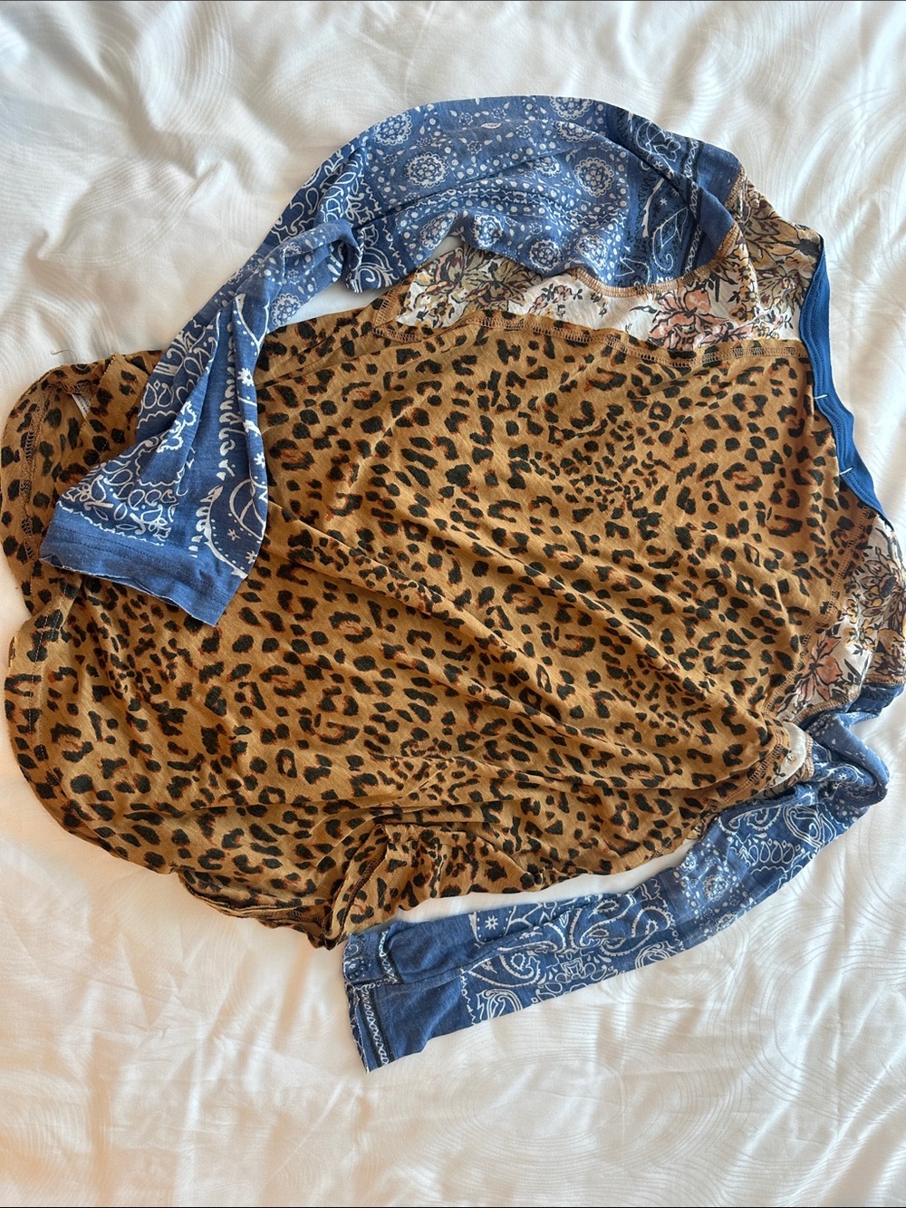 Leopard Print Long Sleeve Raglan Tee with Blue Bandana Sleeves - Picture 4 of 7